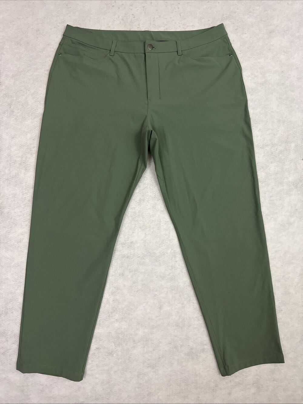Lululemon ABC Pants Mens 40 Green Warpstreme Classic Fit 5 Pocket Golf Casual